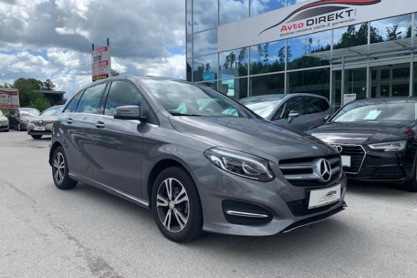 Mercedes-Benz B-Razred B 180 d Exclusive AMG Line notranjost